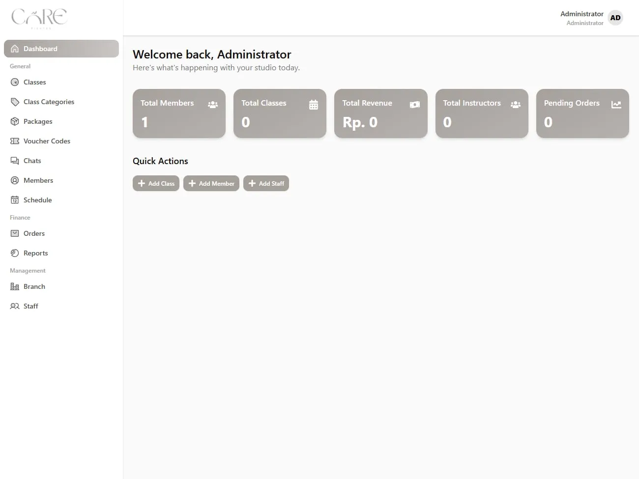 Dashboard admin Core Pilates — ringkasan member, booking, dan pendapatan